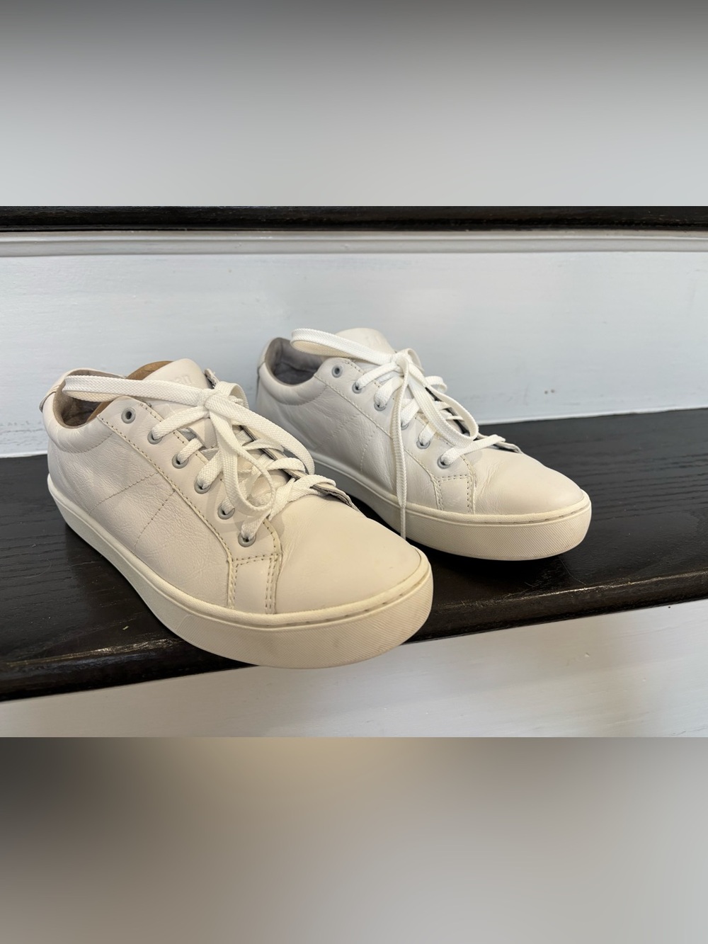 LL Bean Classic White Leather Lace-Up Sneakers